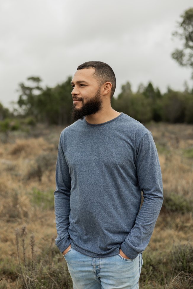 Men's Long Sleeve T-shirt - Regular Fit